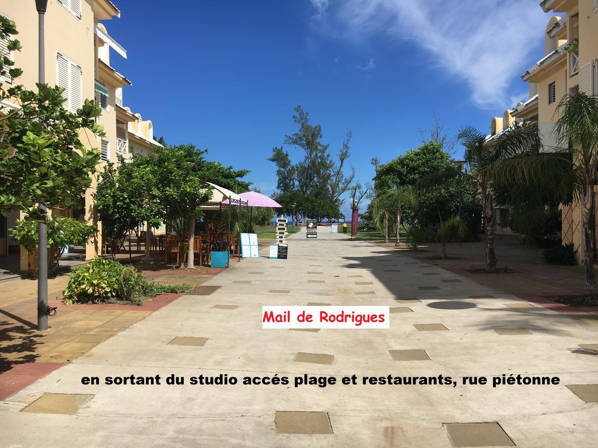 A Pied Dans L'Eau Daire Saint-Gilles-les Bains Dış mekan fotoğraf